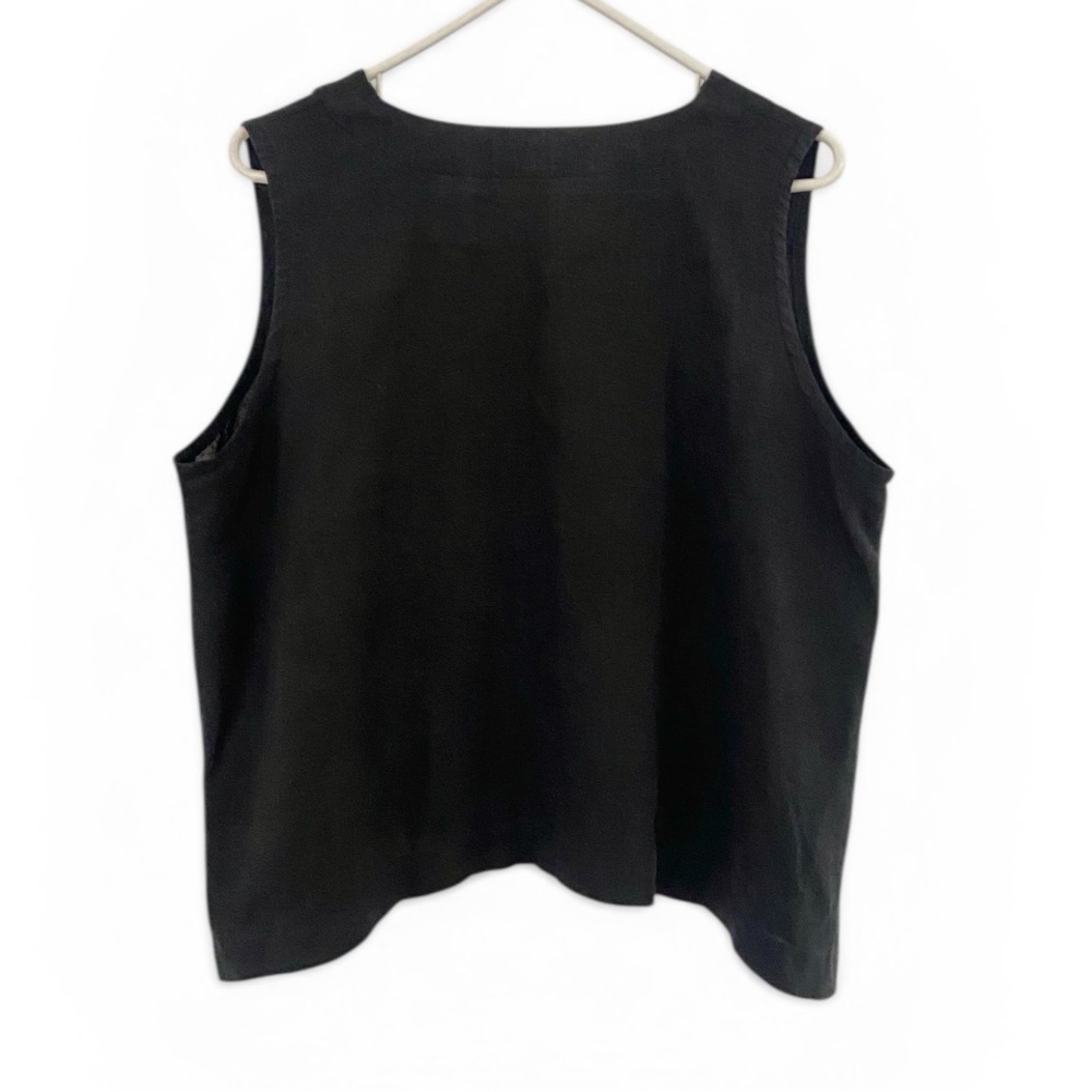 Eskandar Linen Shell Top - Picture 2 of 7